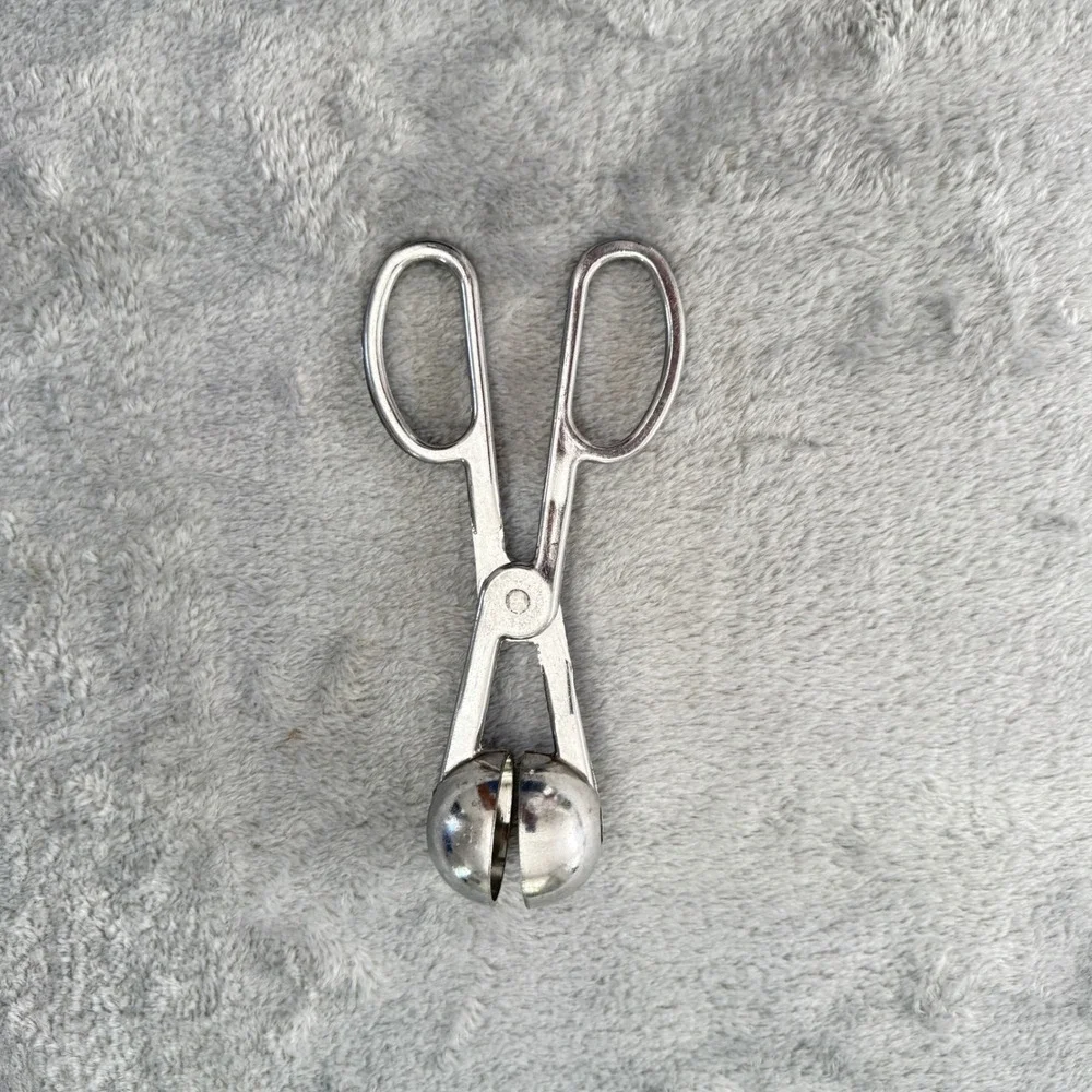 Vintage Meatball Scoop Tongs Taiwan Metal Kitchen Melon Ice Cream‎ Tool